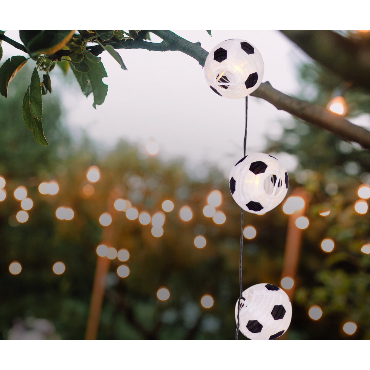 LED Zonnekettingslinger Voetbal 20 - Zwart 580cm