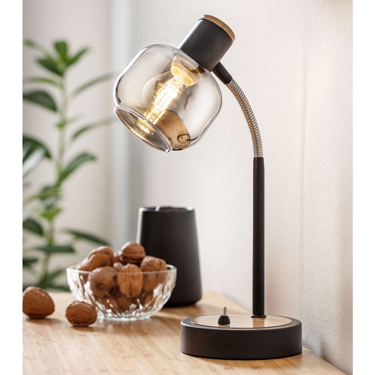 Näve Fumoso Tafellamp - Zwart 34cm