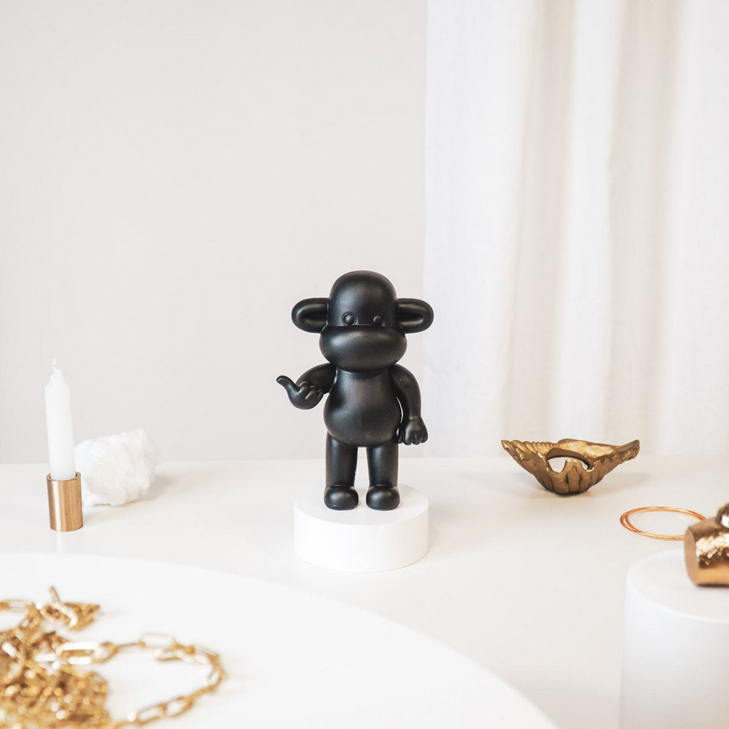 Legende Aapbeeldje Zwart - Polyresin 'Hang Losse' 11x7x19cm