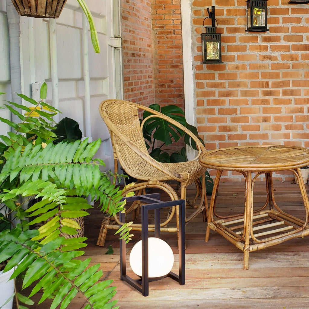 LED Decol Light Potaton voor balkon en terras, decoratietafellamp gemaakt van metaal en plastic in zwart, stevig gebouwd -in LED's, 30 x 16 x16 cm