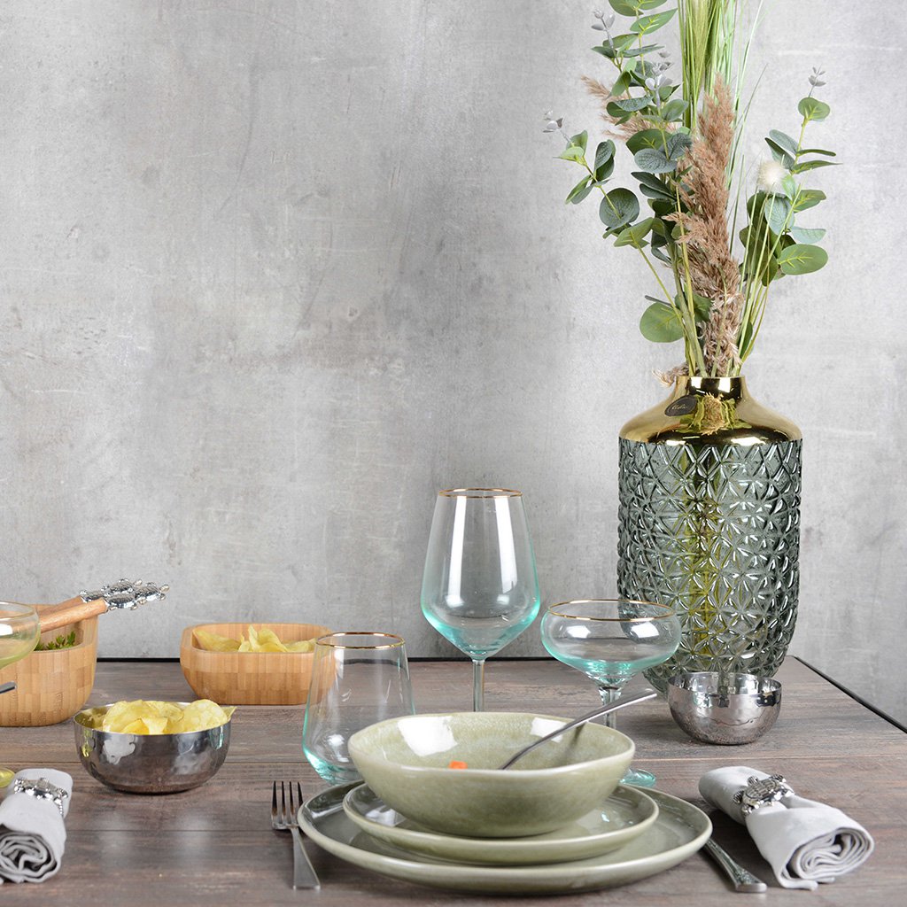 Groene vaas met gouden rand 16x29cm