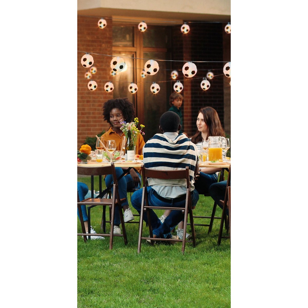 LED Zonnekettingslinger Voetbal 20 - Zwart 580cm