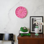 Neon roze wandklok - 30x30x4cm, Housevitamin