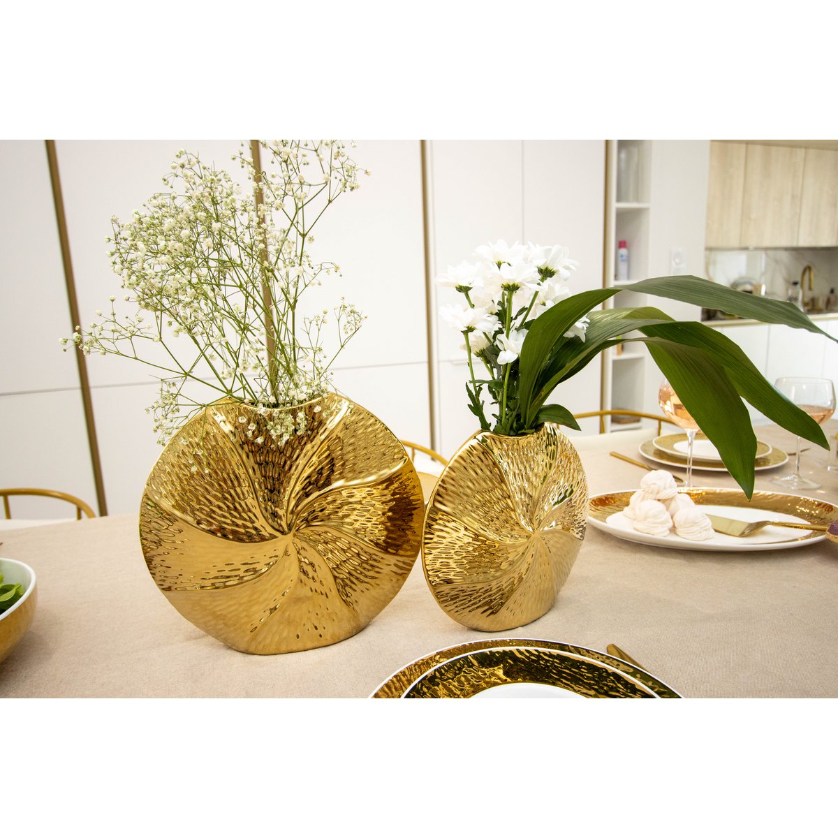 Gouden spiraalvormige vaas - keramiek 28,5x6,5x26cm