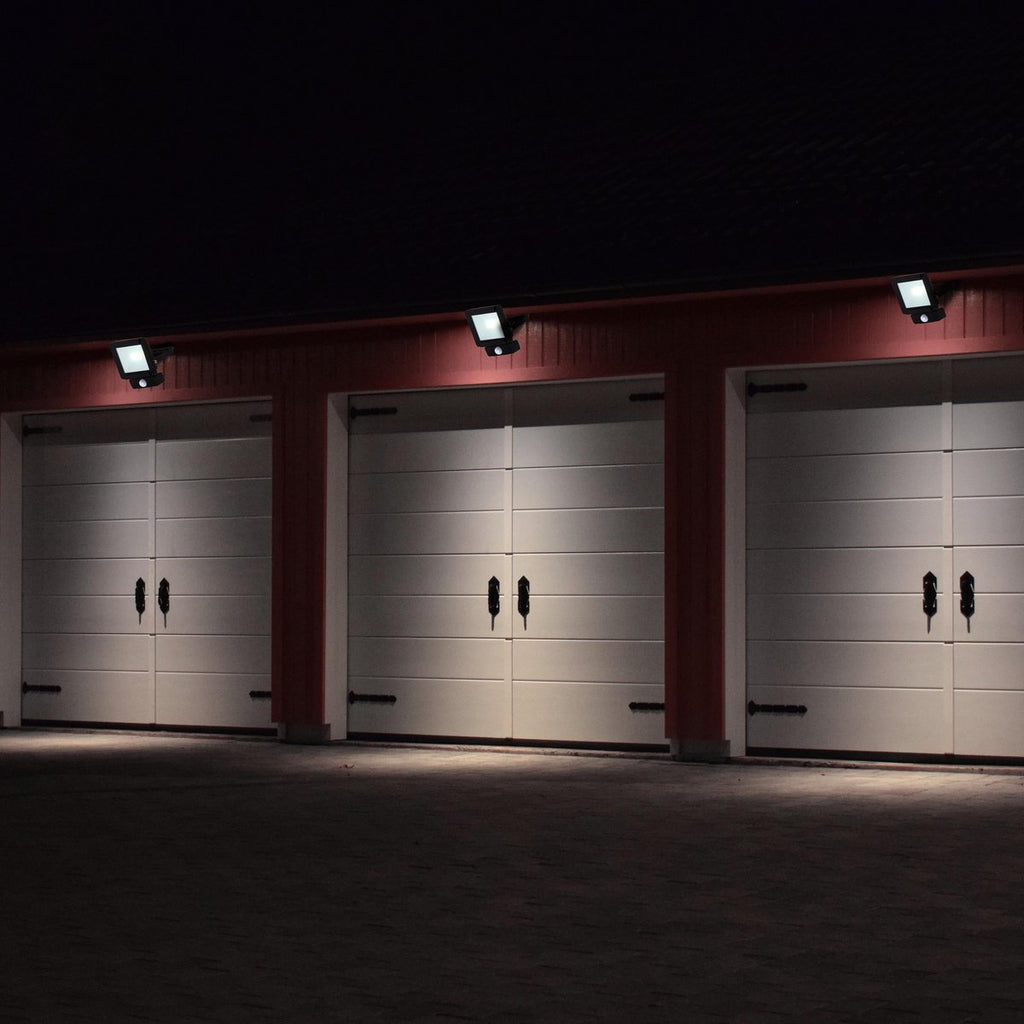 Näve Radia LED Buitenlamp 30W - Zwart