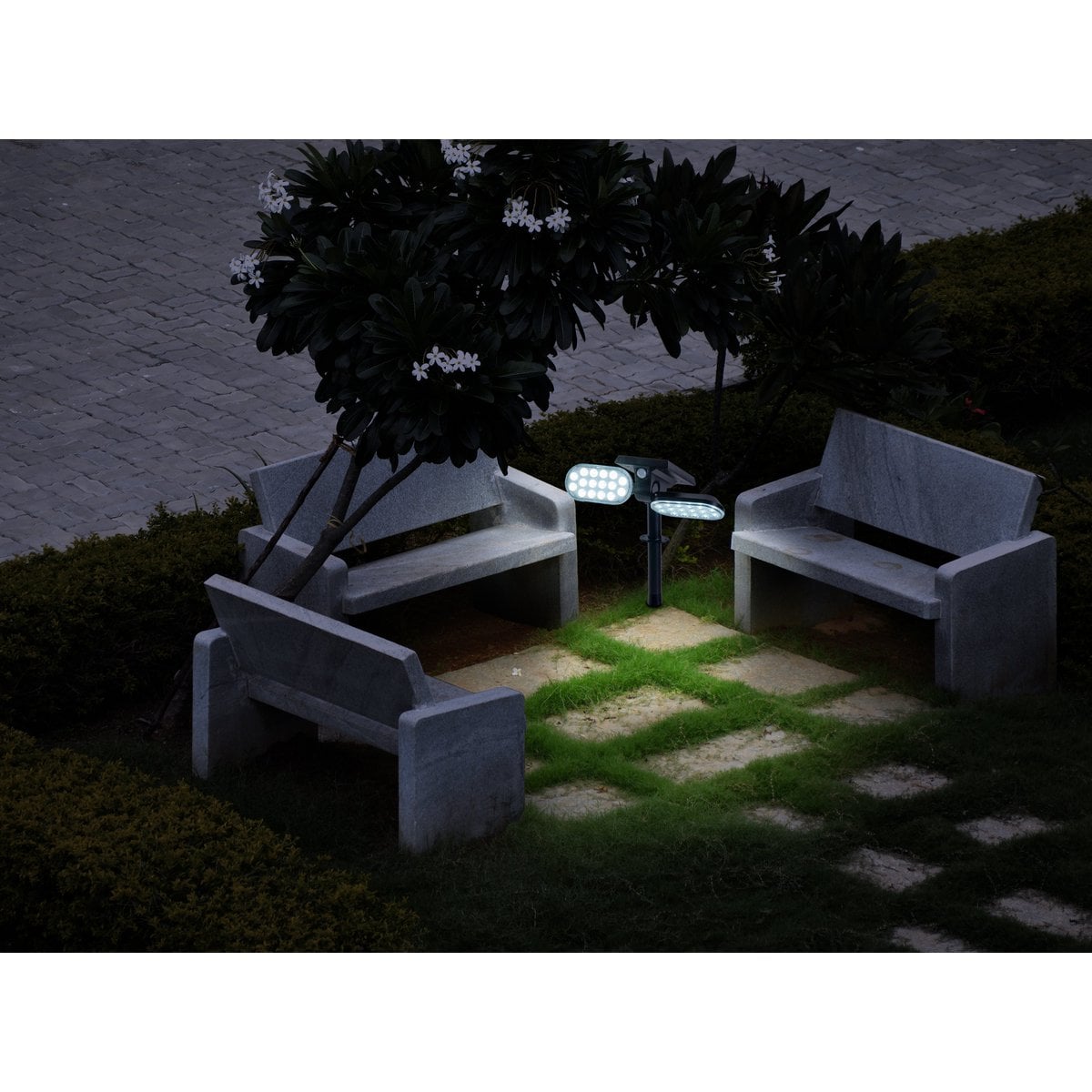 Näve Paco LED Solar Spotlight - Zwart 31,9cm